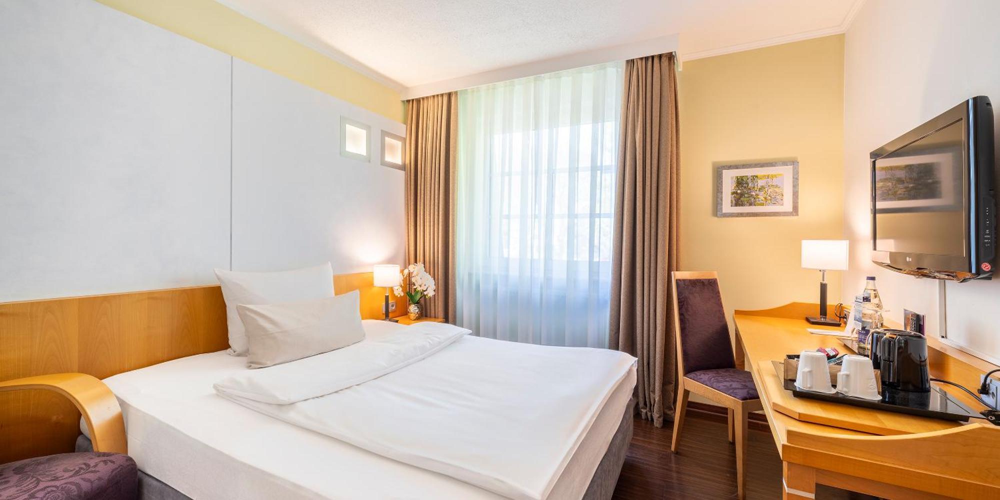 Best Western Hotel Schmoeker-Hof Нордерштедт Экстерьер фото