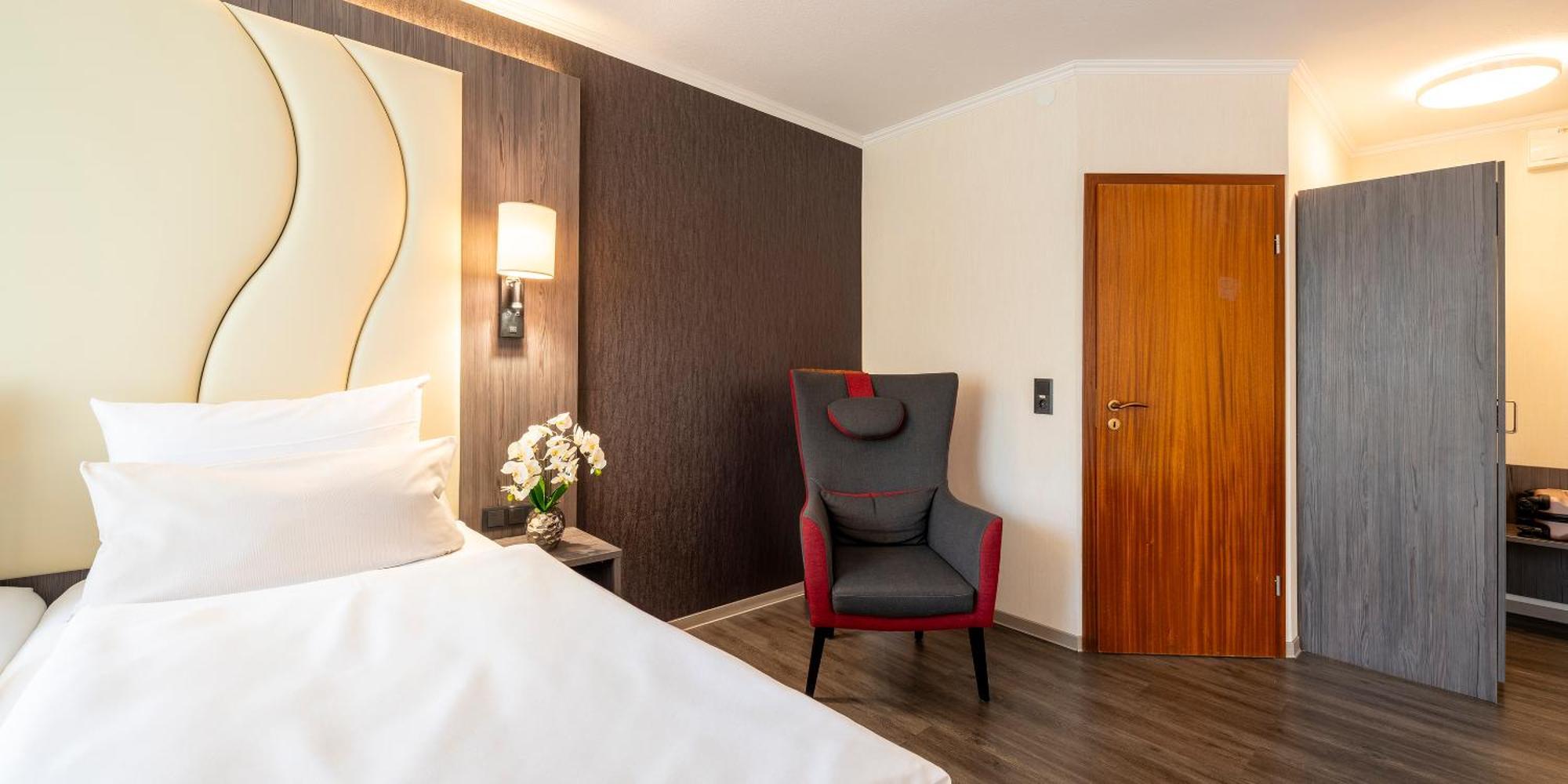 Best Western Hotel Schmoeker-Hof Нордерштедт Экстерьер фото