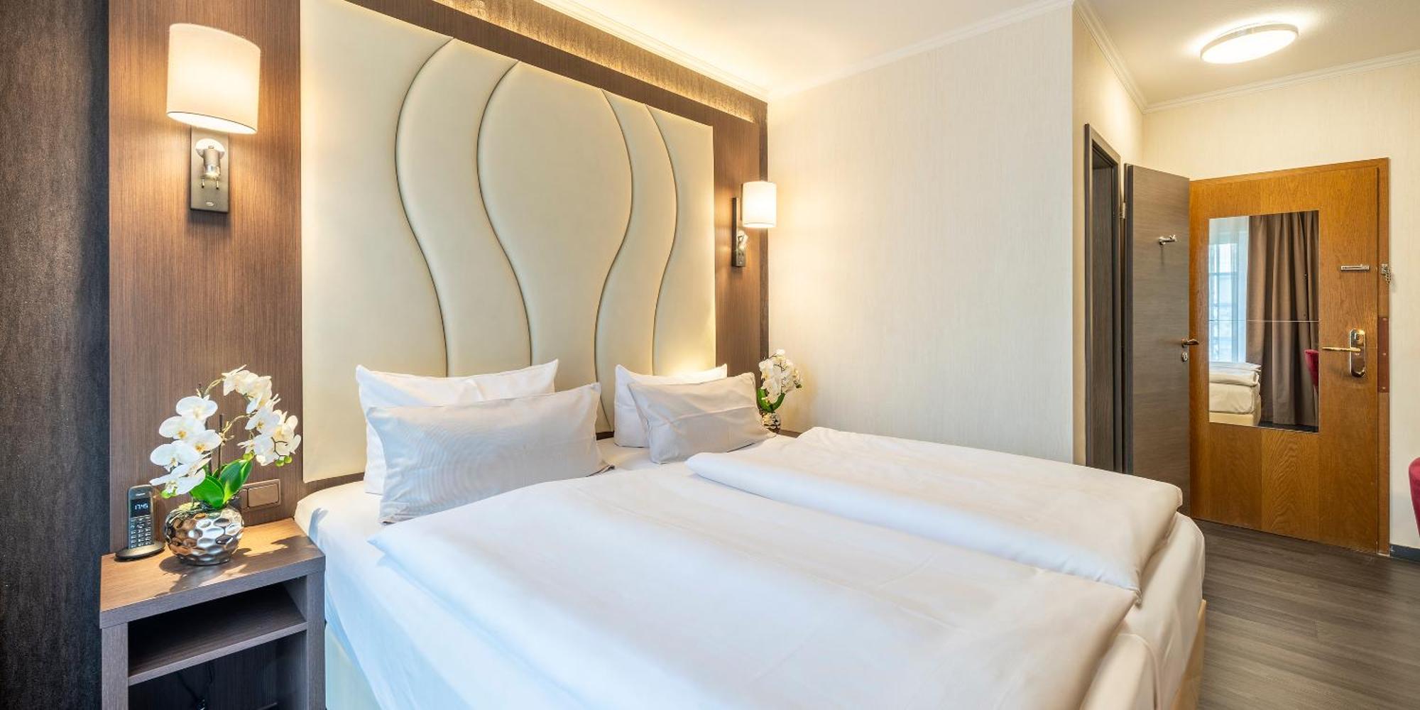 Best Western Hotel Schmoeker-Hof Нордерштедт Экстерьер фото